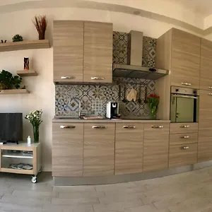 Locchi Suite_ Careggi/meyer/tramvia A Due Passi! Firenze