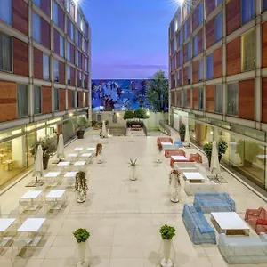 4* فندق دبل تري باي هيلتون