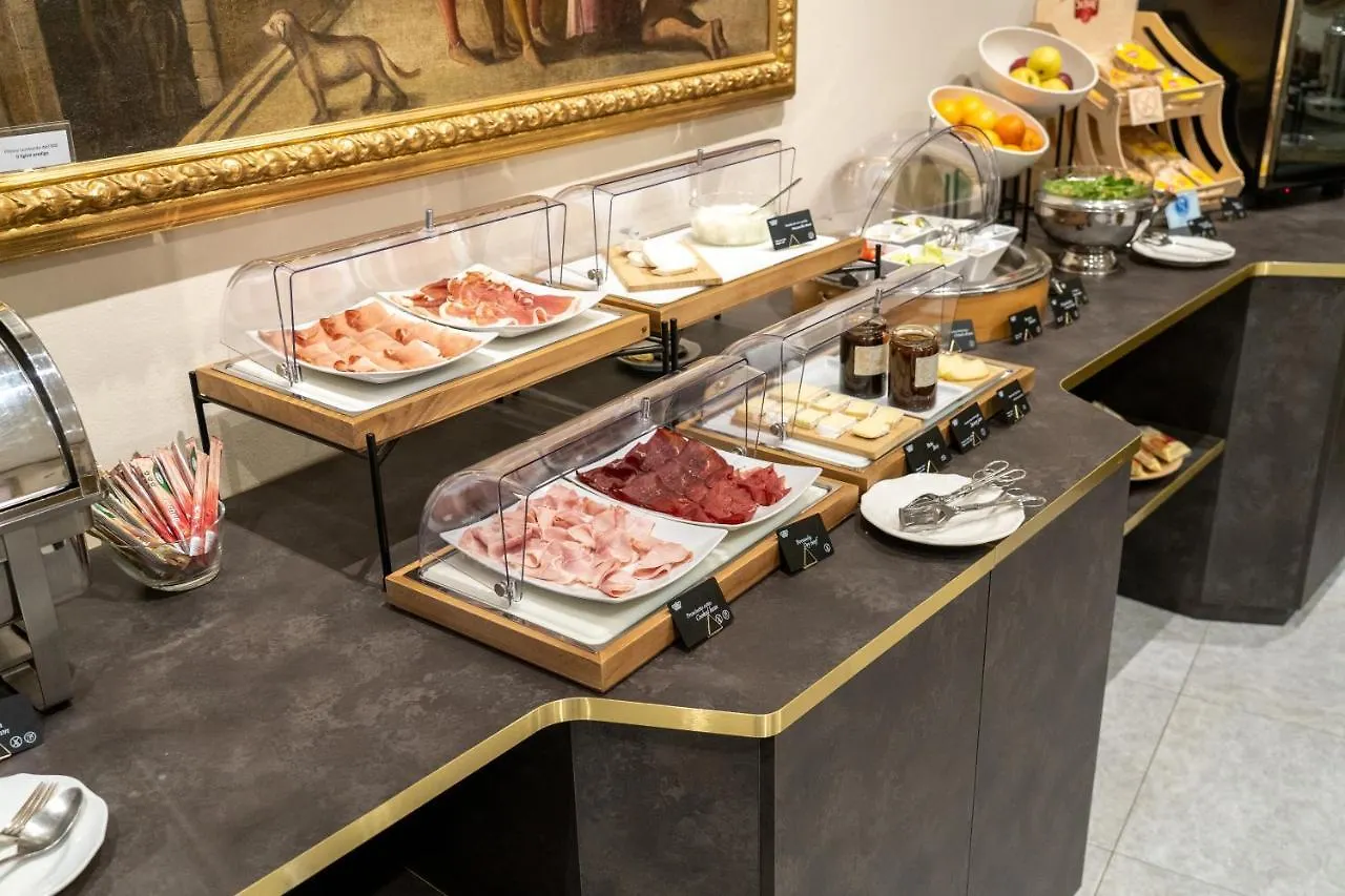 Hotel Regina Milaan 4*,  Italië